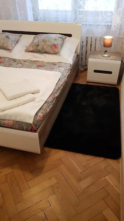 Apartamento Apartament Kometa Srodmiescie Varsóvia